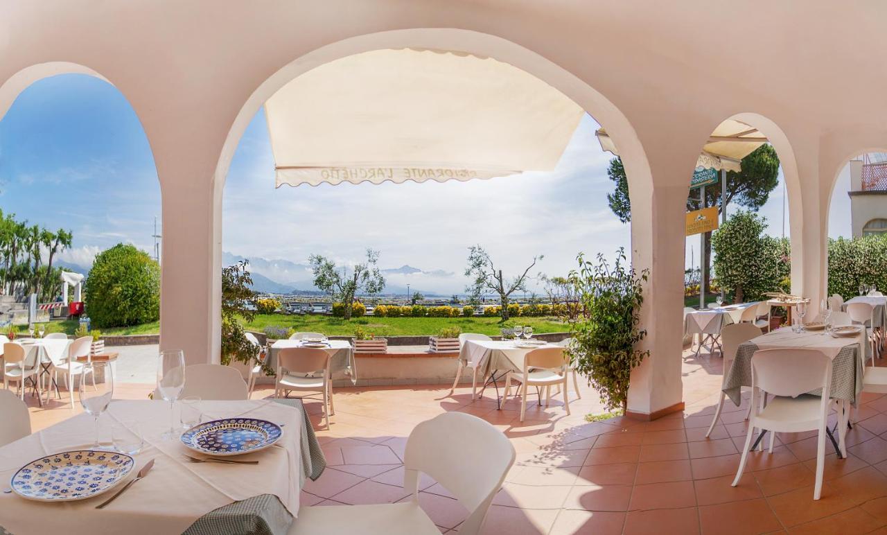 Hotel Sette Archi Bocca di Magra Ngoại thất bức ảnh