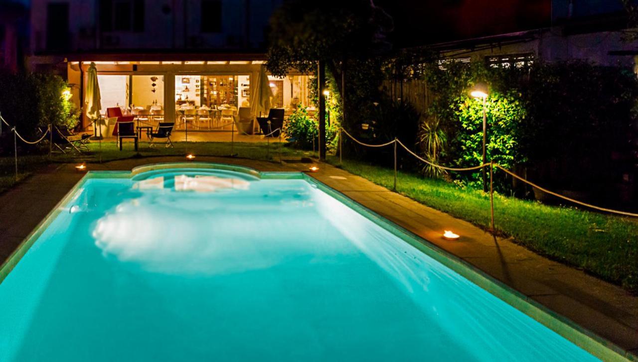 Hotel Sette Archi Bocca di Magra Ngoại thất bức ảnh