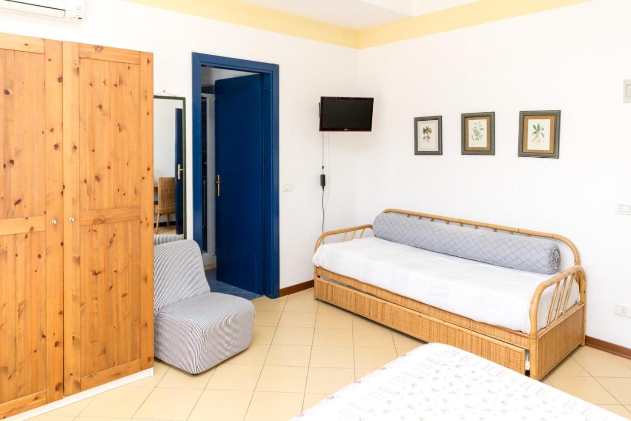 Hotel Sette Archi Bocca di Magra Phòng bức ảnh